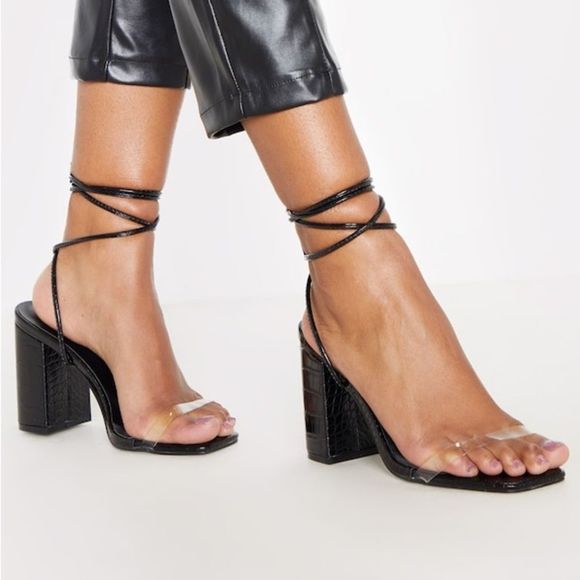PrettyLittleThing Shoes - Prettylittlething • Black clear strap patent block sandals